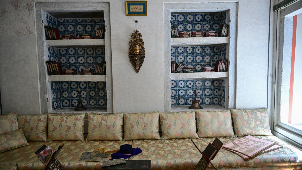 Topkapı Sarayı'ndaki Kadınefendiler ve Cariyeler Taşlığı ziyarete açıldı