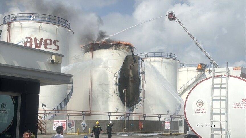 Mersin'de akaryakıt depolama tesisinde yangın çıktı