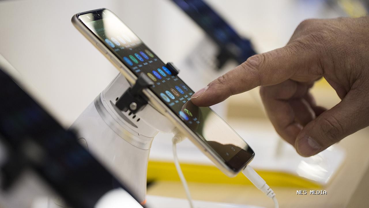 Ticaret Bakanlığından sıfır cep telefonuna taksit açıklaması