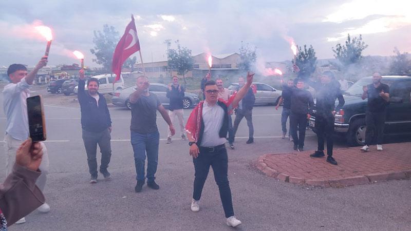 Kayseri’de özel gereksinimli bireyler için kına gecesi düzenlendi