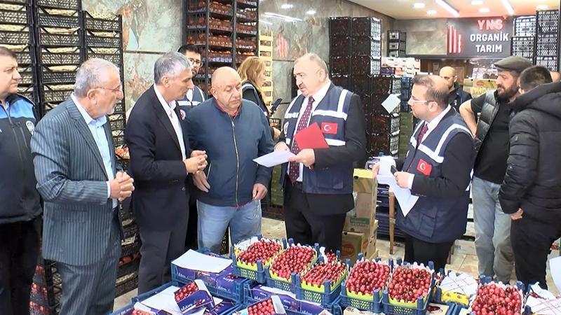 Kurban Bayramı öncesi Sebze ve Meyve Hali'nde 'fahiş fiyat' denetimi
