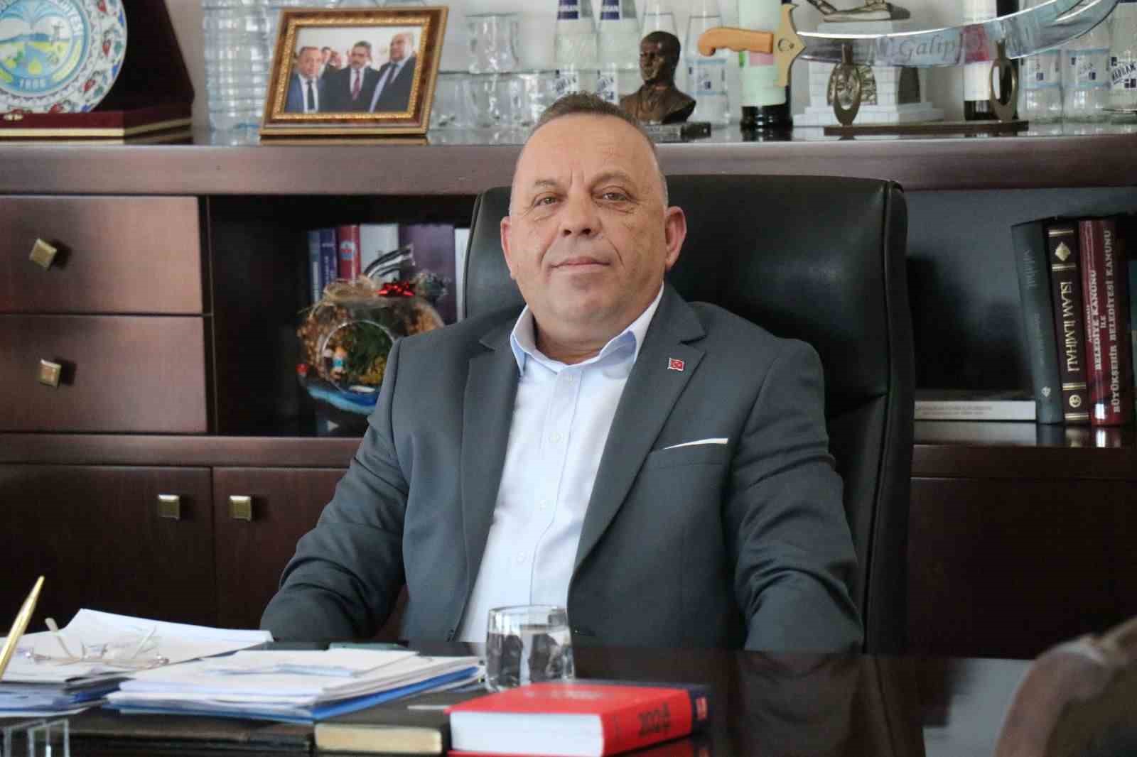 Başkan Özel: "Üretimin ve kalkınmanın temelinde çiftçilerin alın teri var"