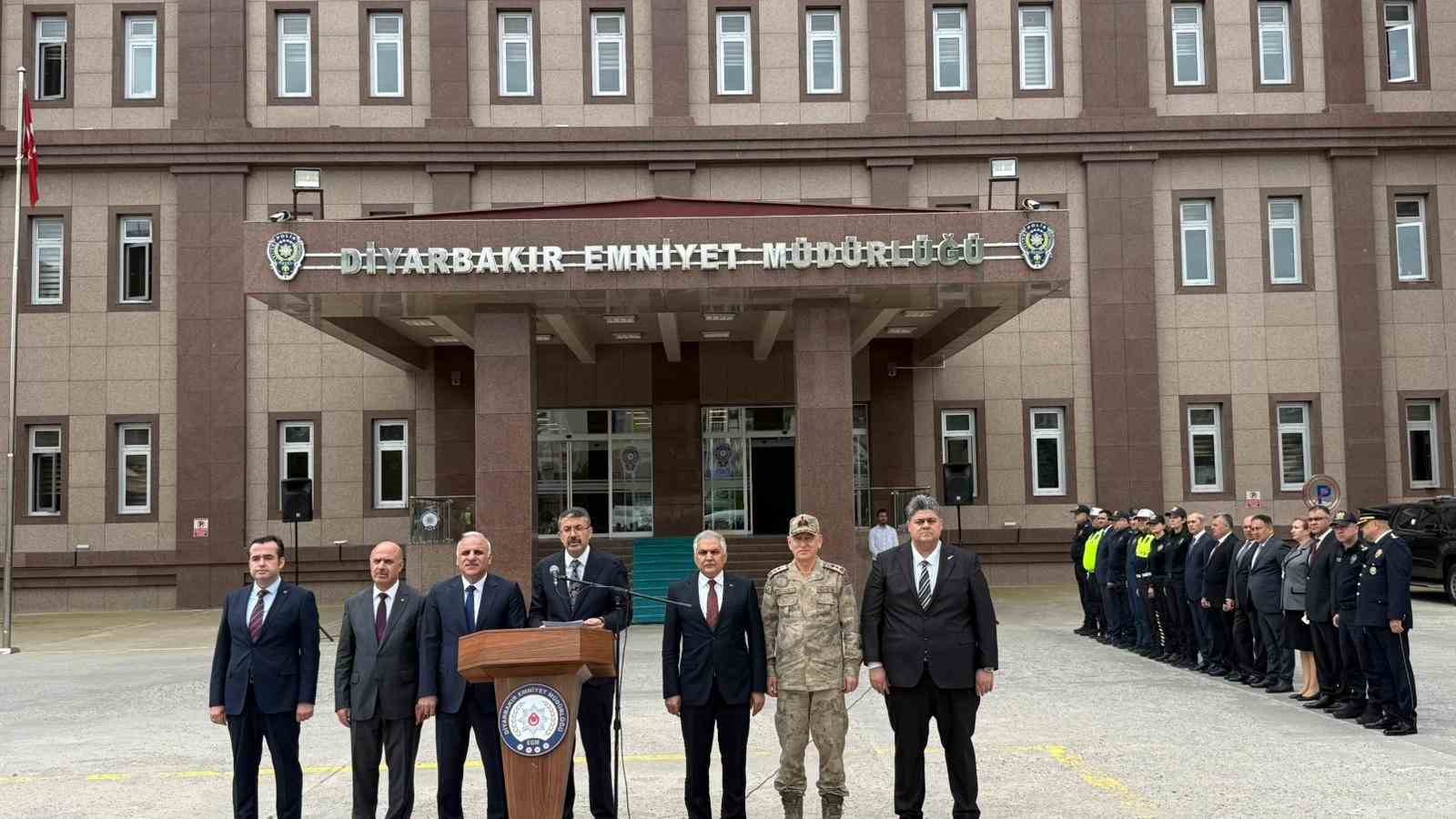 Diyarbakır merkezli 23 ilde 334 adrese eş zamanlı narkotik operasyonu