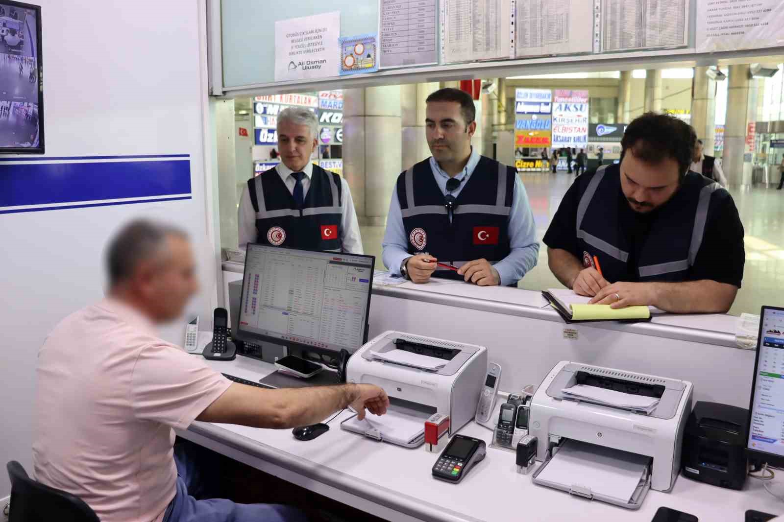 Şehirlerarası otobüs terminalinde ’fiyat’ denetimi