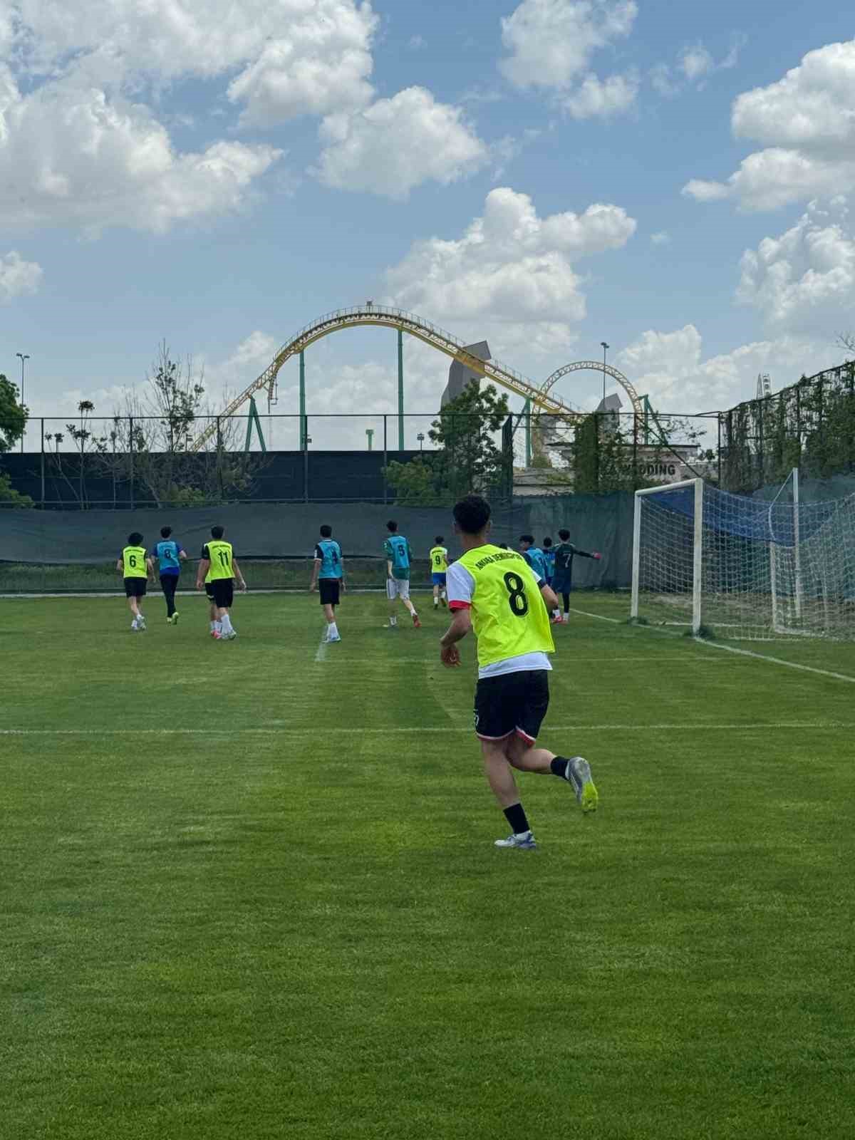 Ankara Demirspor Futbol Akademisi seçmelerine 3 binin üzerinde katılım