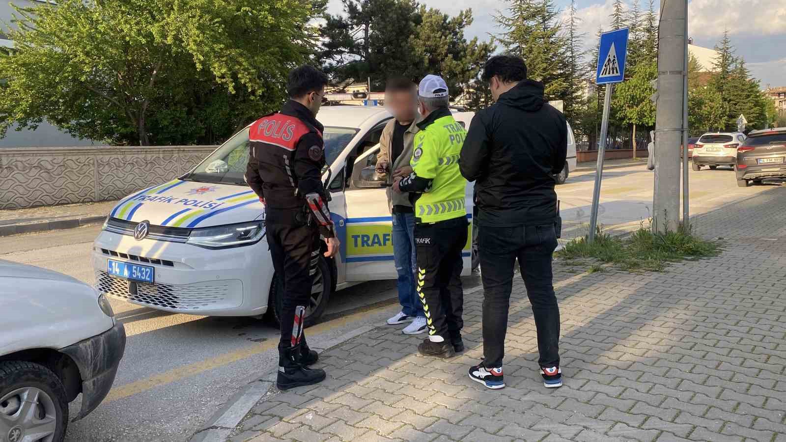 Polise ehliyetsiz yakalanan sürücü 1.32 promil alkollü çıktı