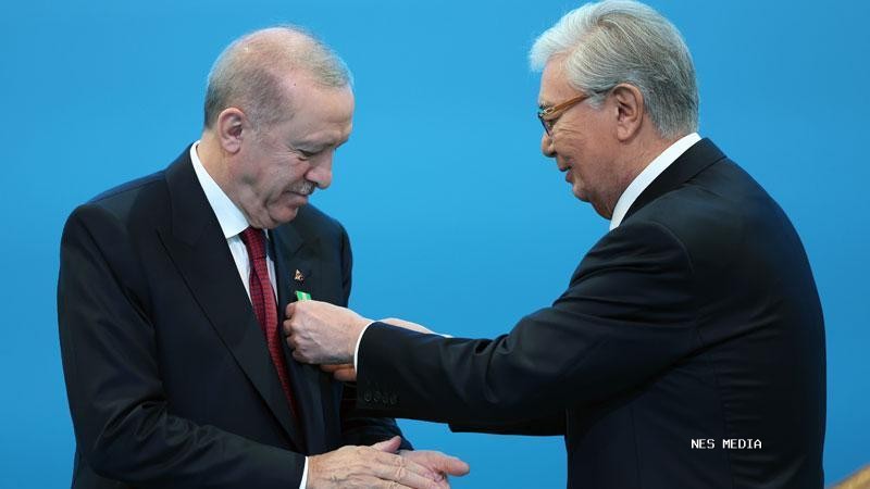 Cumhurbaşkanı Erdoğan'a Kazakistan'da 'Ahmet Yesevi Özel Devlet Nişanı'