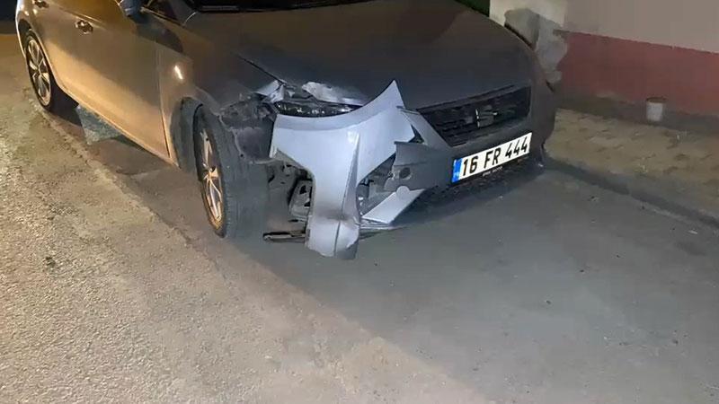 Sürücüsü rahatsızlanan otomobil, park halindeki 3 araca çarptı: 1 yaralıBursa'nın İnegöl ilçesinde seyir halindeyken rahatsızlanan sürücünün kontrolünden çıkan otomobil, park halindeki 3 araca ve doğalgaz panosuna çarptı. Kazada sürücü yaralandı.