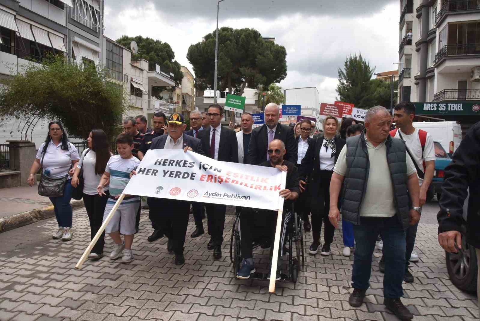 Başkan Pehlivan: "Mesele, engelleri sevgiyle birlikte aşabilmektir"