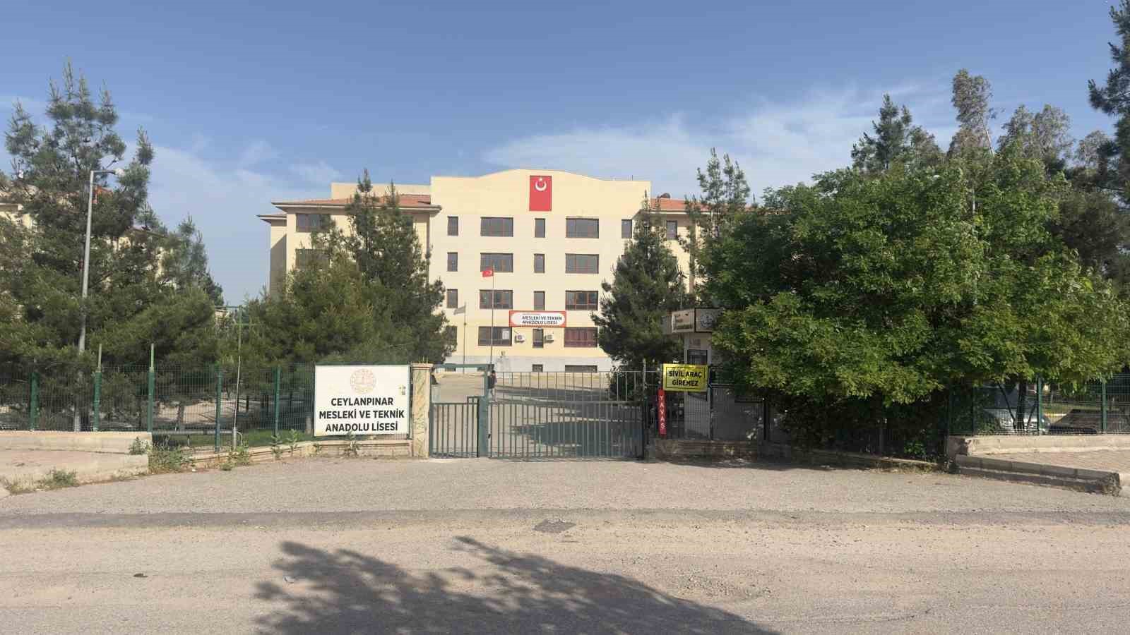 Okulda kalp krizi geçiren lise öğrencisi hayatını kaybetti