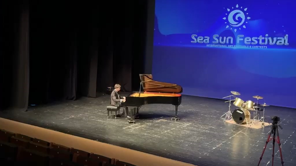Elazığlı genç piyanist İspanya’da zirvede