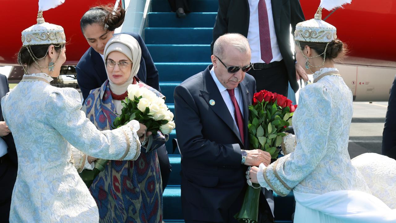Emine Erdoğan'dan Kazakistan paylaşımı