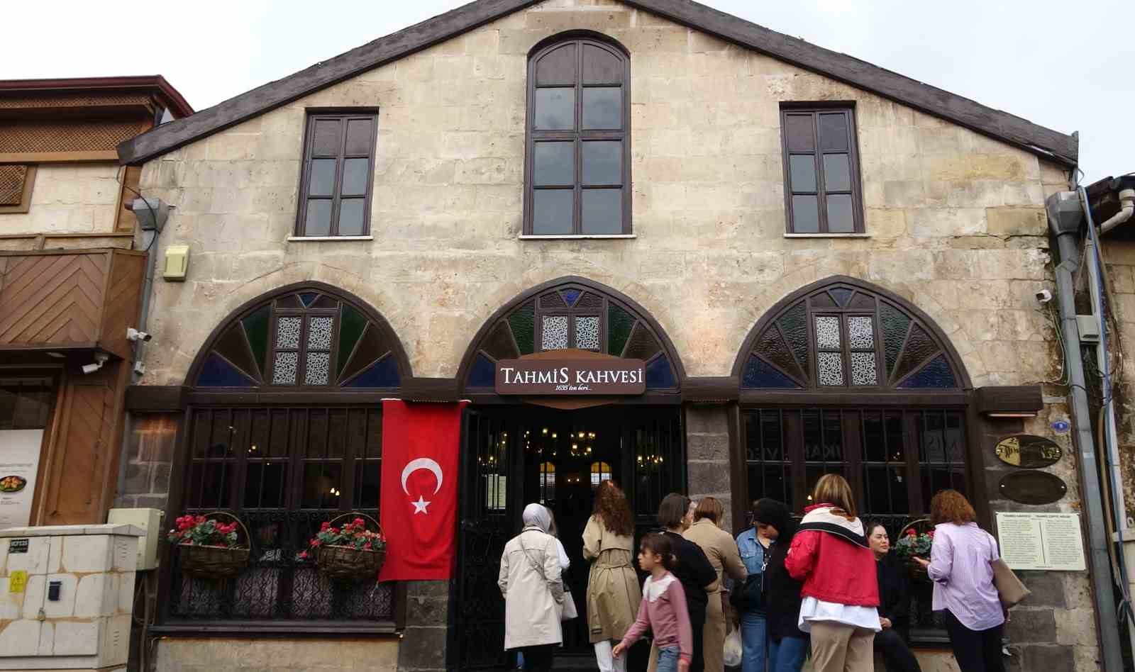 Dünyanın en eski kahvehanesi Gaziantep’te
