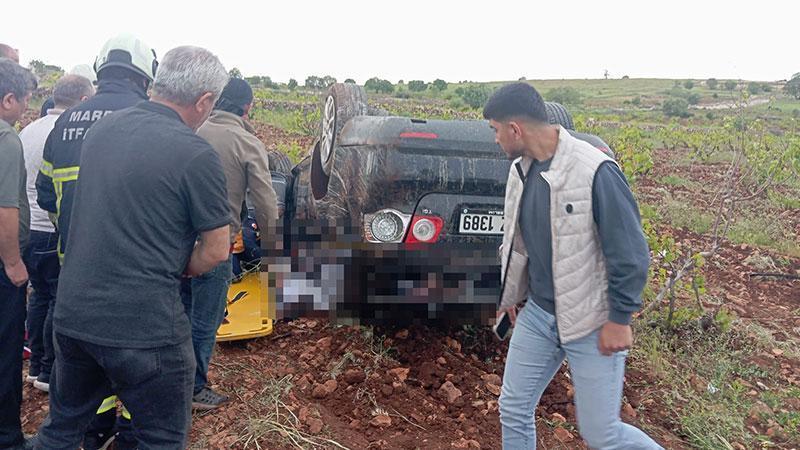 Mardin'de otomobil takla attı; 1 ölü, 2 yaralı
