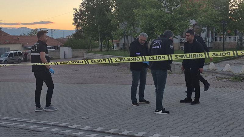 Sanal medyada tartışıp, parkta kavga ettiler: 1 yaralı