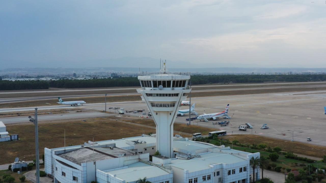 Antalya Havalimanı'nda 'İleri Seviye Hava Trafik Kontrol Sistemi' dönemi başlıyor