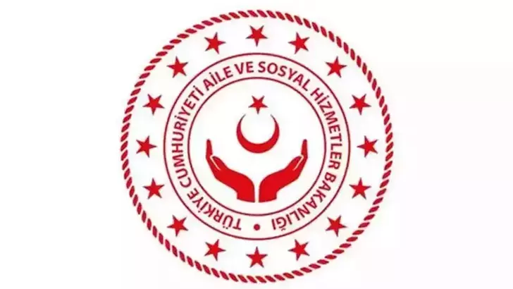 'Milli Aile Haftası' kapsamında 81 ilde aile odaklı programlar düzenlenecek Aile ve Sosyal Hizmetler Bakanlığınca, 'Aile ve Nüfus 10 Yılı' kapsamında bu yıl ilk kez kutlanacak 'Milli Aile Haftası'nda Türkiye genelinde çeşitli etkinlikler düzenlenecek.