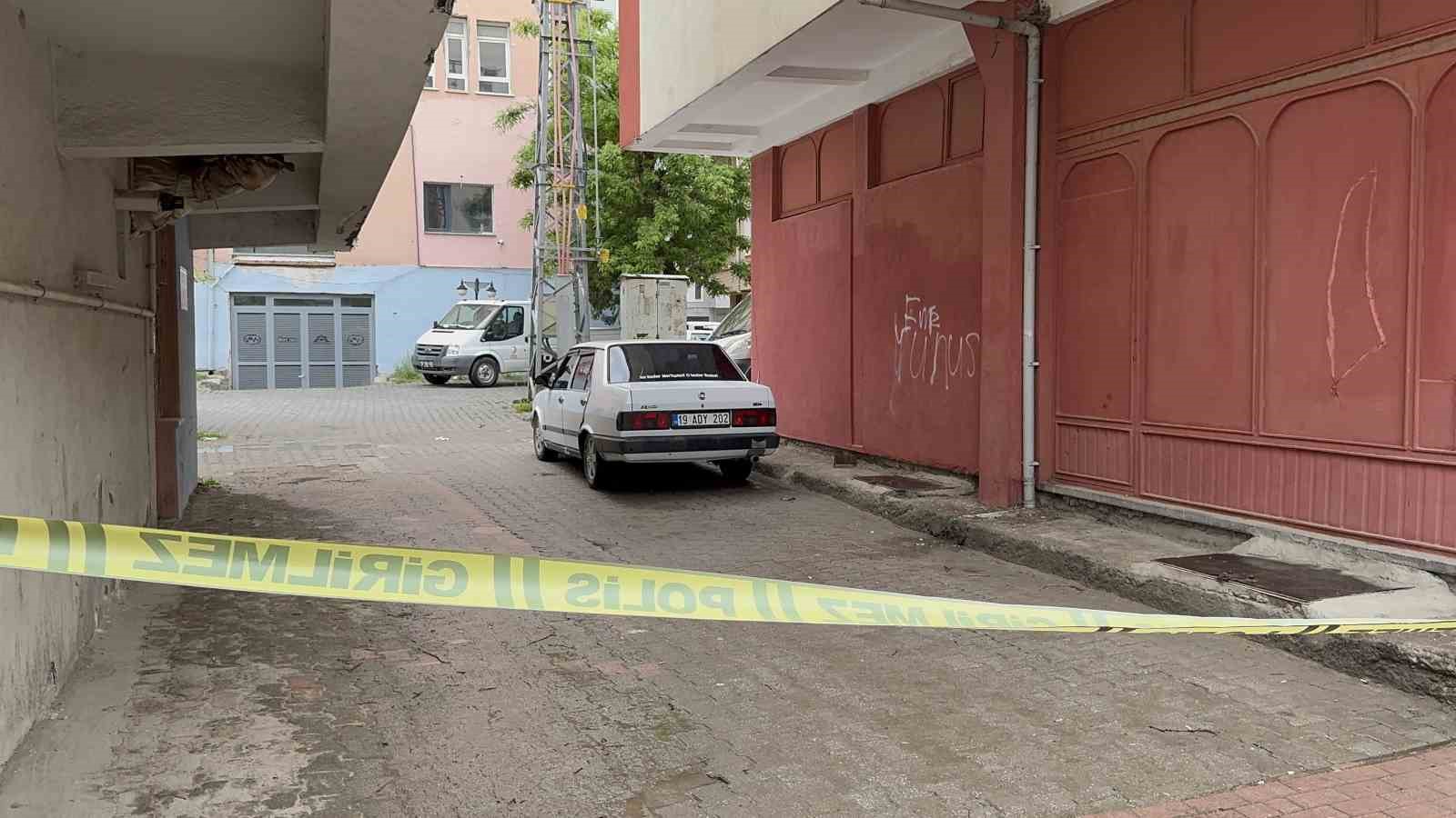 Çorum’da kuzenlerin kavgası kanlı bitti: 1 yaralı