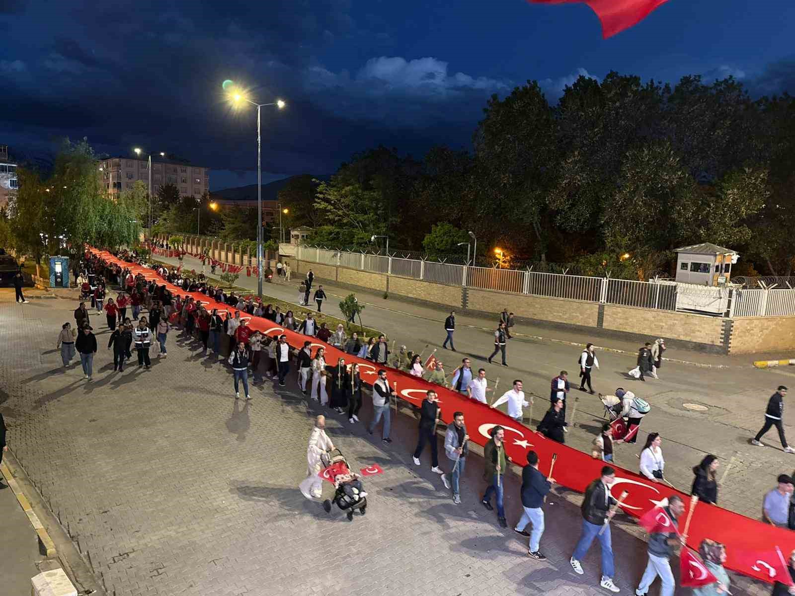 Iğdır’da "Gençlik Yürüyüşü" düzenlendi