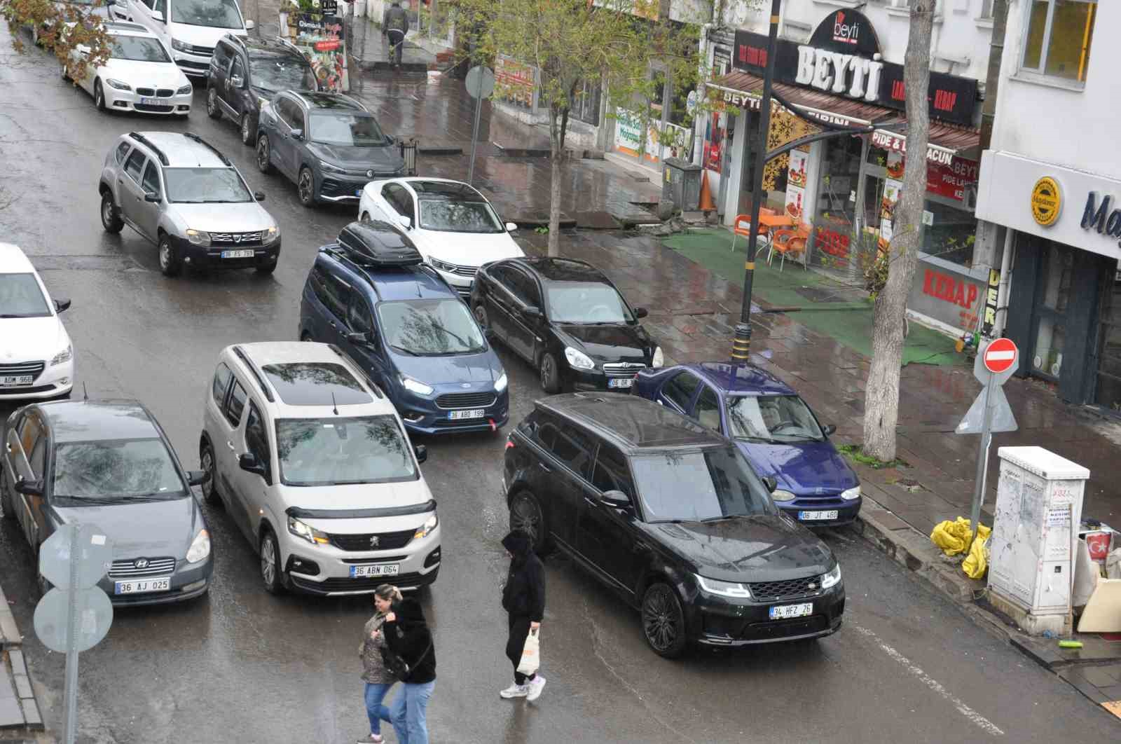 Kars bölgenin araç lideri oldu: Trafikte 55 bin 774 araçla zirveye yerleşti