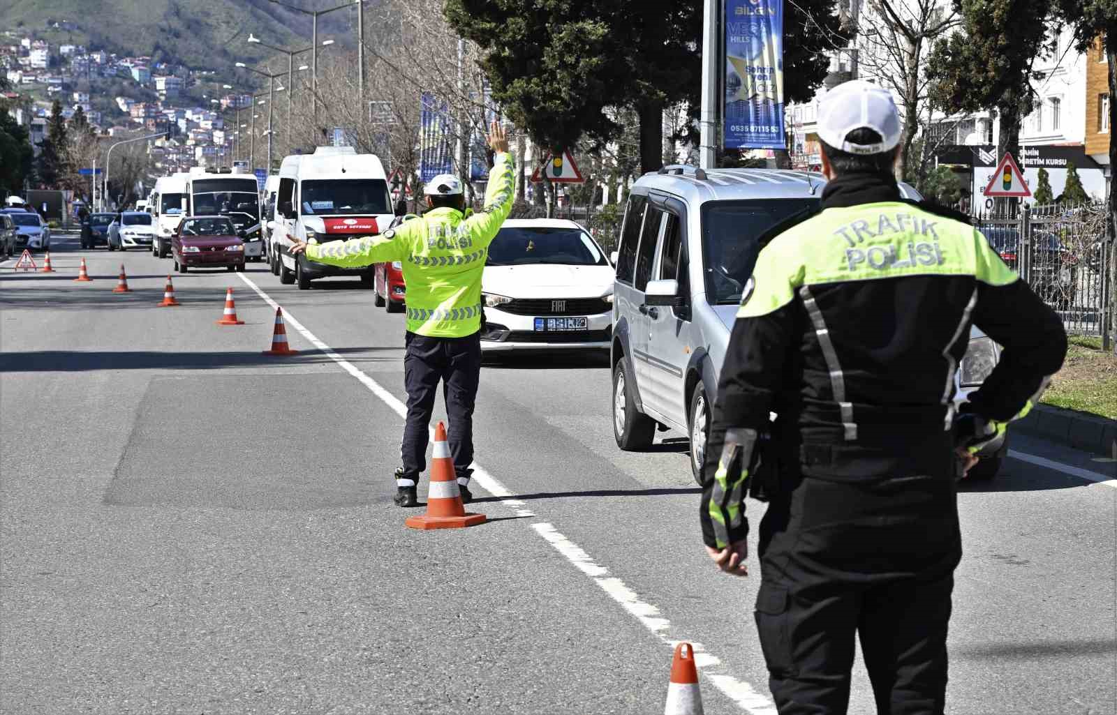 Ordu’da bir haftada 20 binden fazla araç ve sürücüsü denetlendi