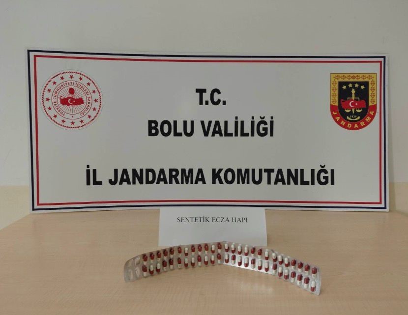 Bolu’da jandarmadan uyuşturucu operasyonu: 3 gözaltı
