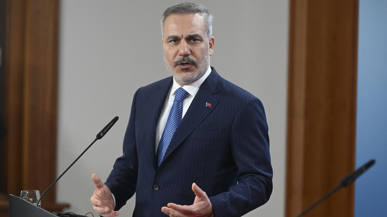 Bakan Fidan: Uluslararası hukuku açıkça ihlal eden bu korsanlık eylemini en güçlü şekilde kınıyoruz