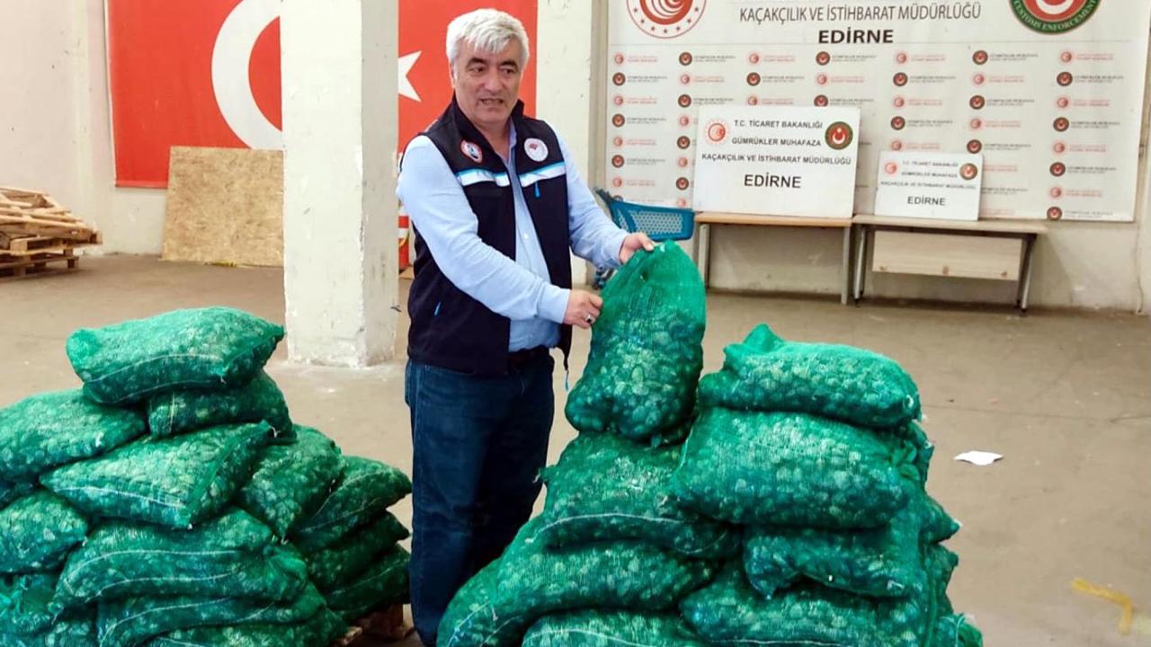 Kapıkule'de 760 kilogram kum midyesi ele geçirildi