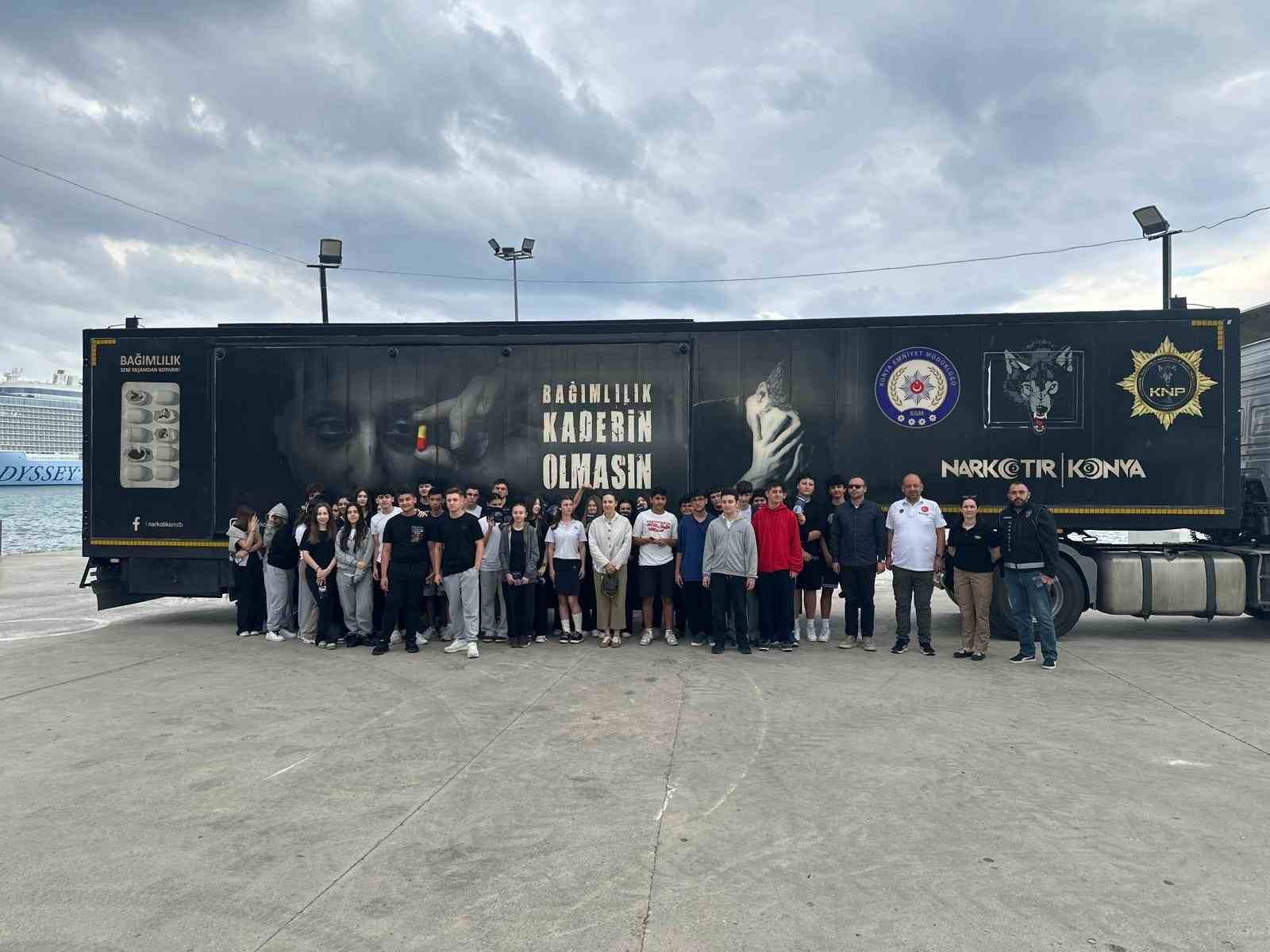 Kuşadası’nda gençlerden Narkotır’a yoğun ilgi