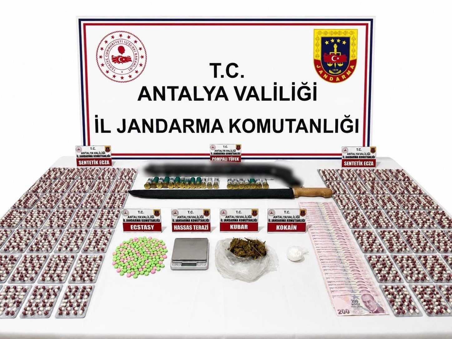 Alanya’da uyuşturucu operasyonu
