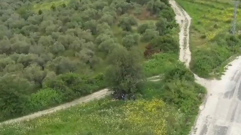 Hatay’da 42 düzensiz göçmen yakalandıHatay'da jandarma ekiplerinin Altınözü ve Yayladağı ilçelerinde dron destekli yaptığı çalışmalarda 42 düzensiz göçmen ile 2 organizatör yakalandı.