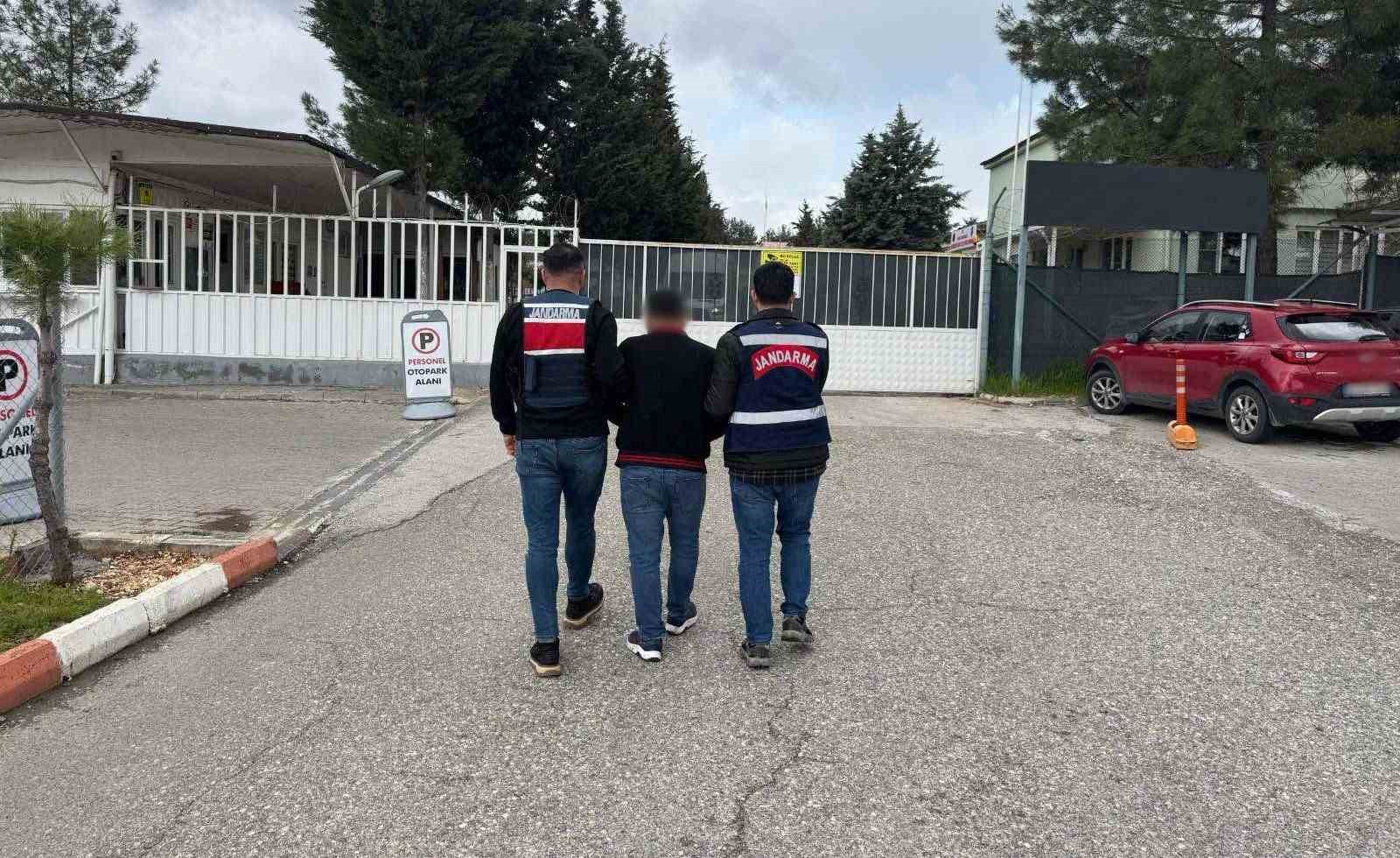 Gaziantep’te jandarmadan yasadışı bahis operasyonu: 2 şahıs tutuklandı