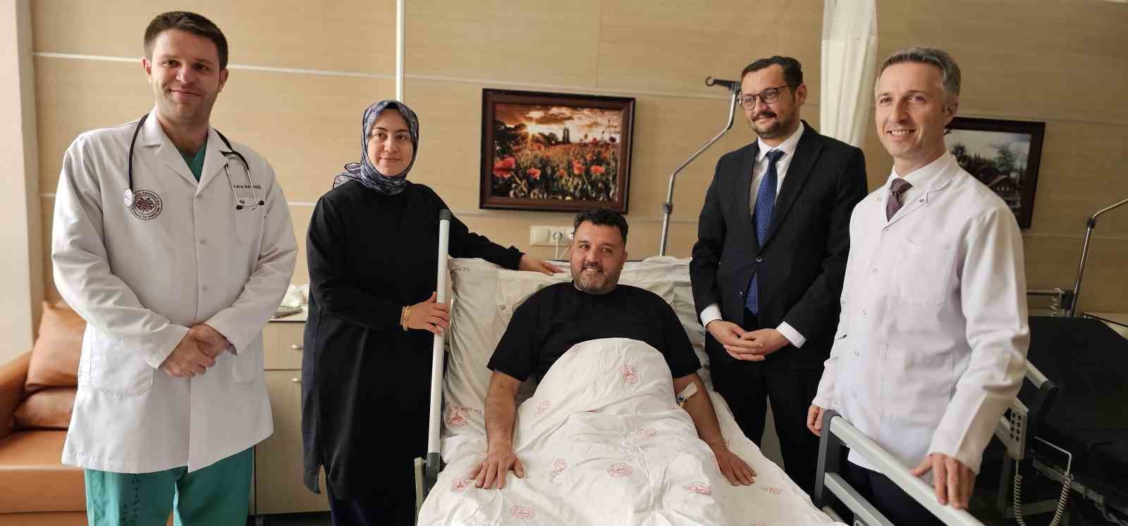 İstanbul’dan Muş’a robotik operasyon