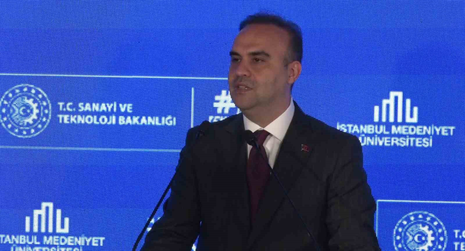 Bakan Kacır: "İnsansız hava aracı üretiminde dünya lideriyiz"