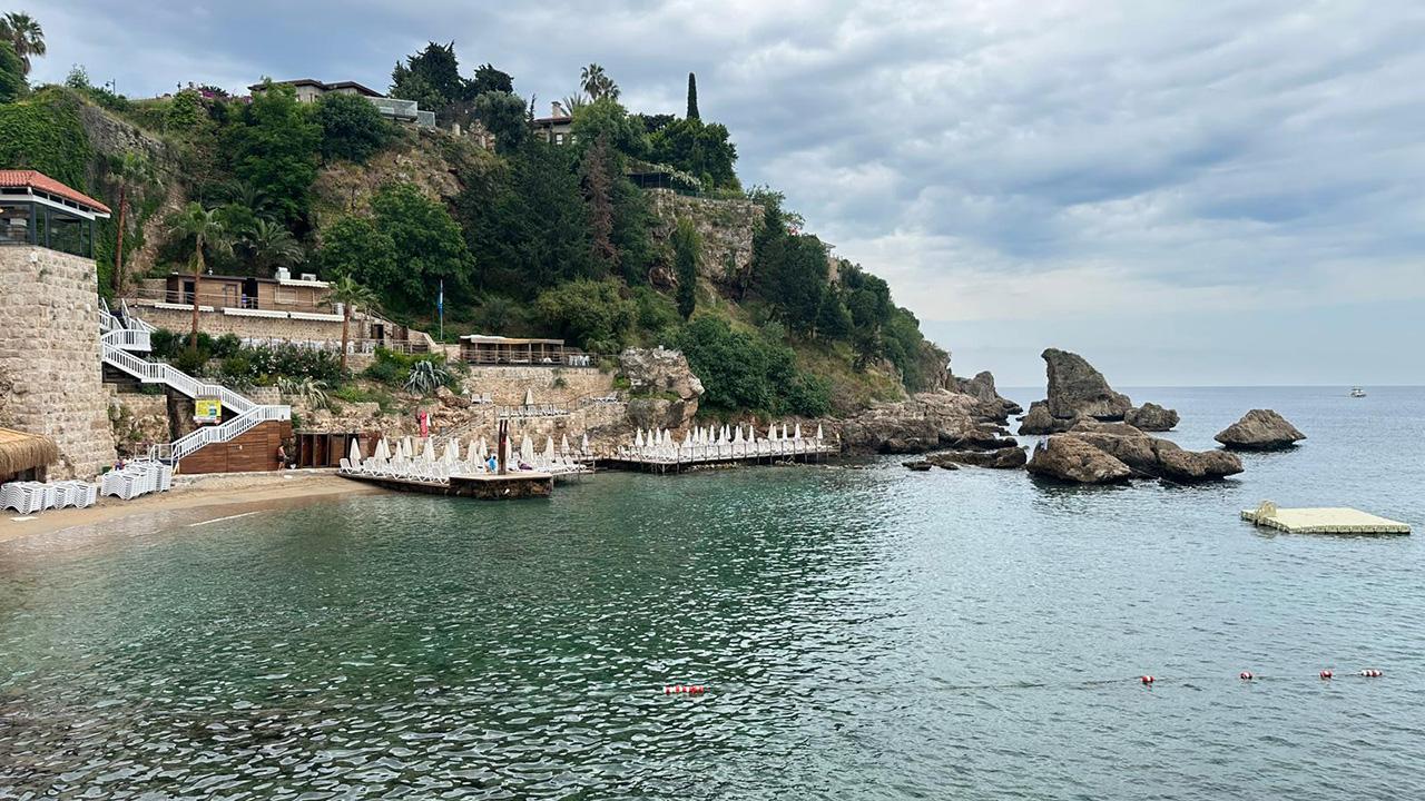 Antalya 232 mavi bayraklı plajla dünya liderliğini koruyor