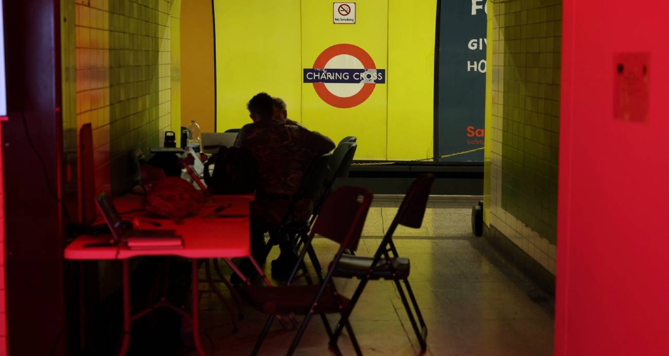 Londra’da yer altında NATO tatbikatı: Metro istasyonu askeri karargaha dönüştürüldü