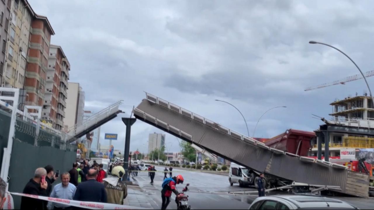 Ankarada damperi açılan tır üst geçidi yıktı