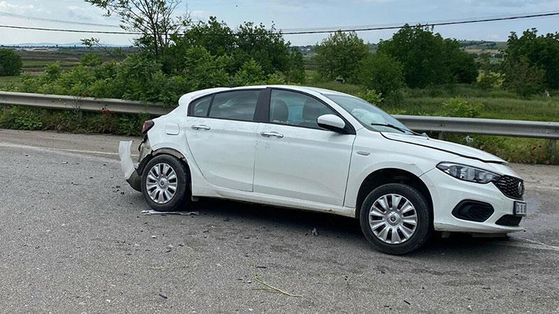 Çanakkale’de 2 otomobilin çarpıştı: 2 ölü, 3 yaralı