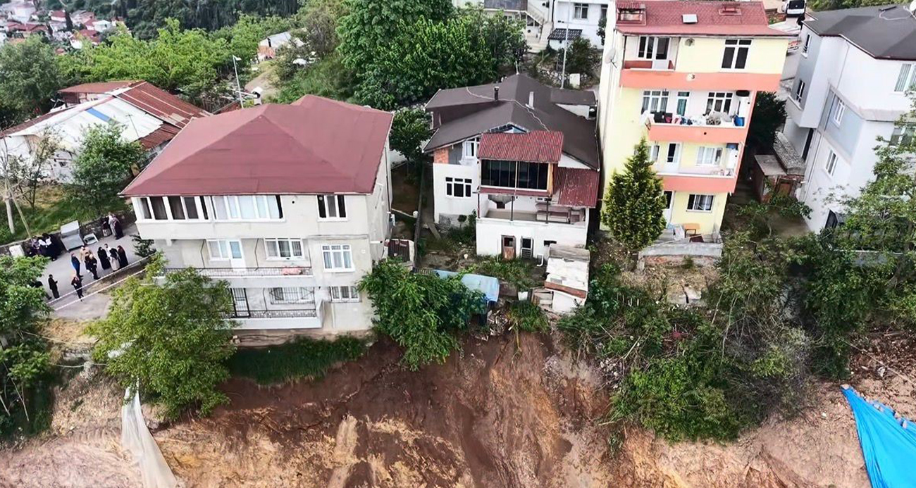 İzmit’teki toprak kaymasıyla ilgili proje sorumlularına 279 bin 340 lira para cezası