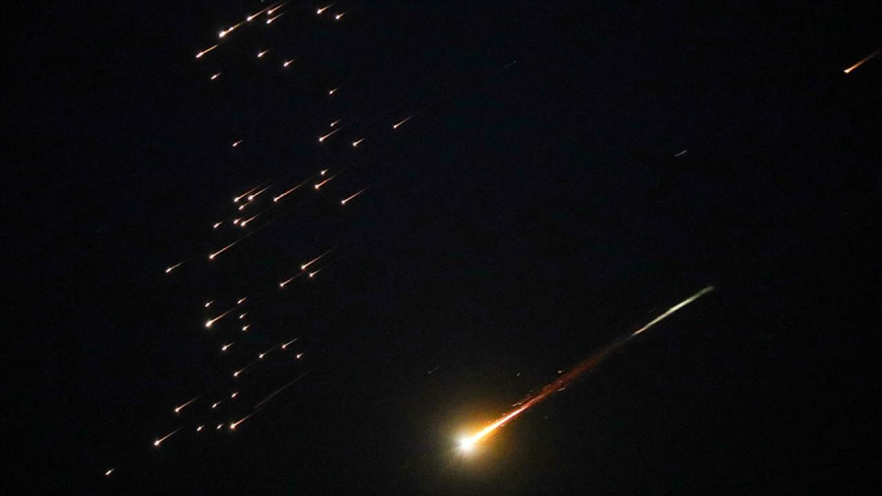 Rusya Kiev'i balistik füzelerle vurdu