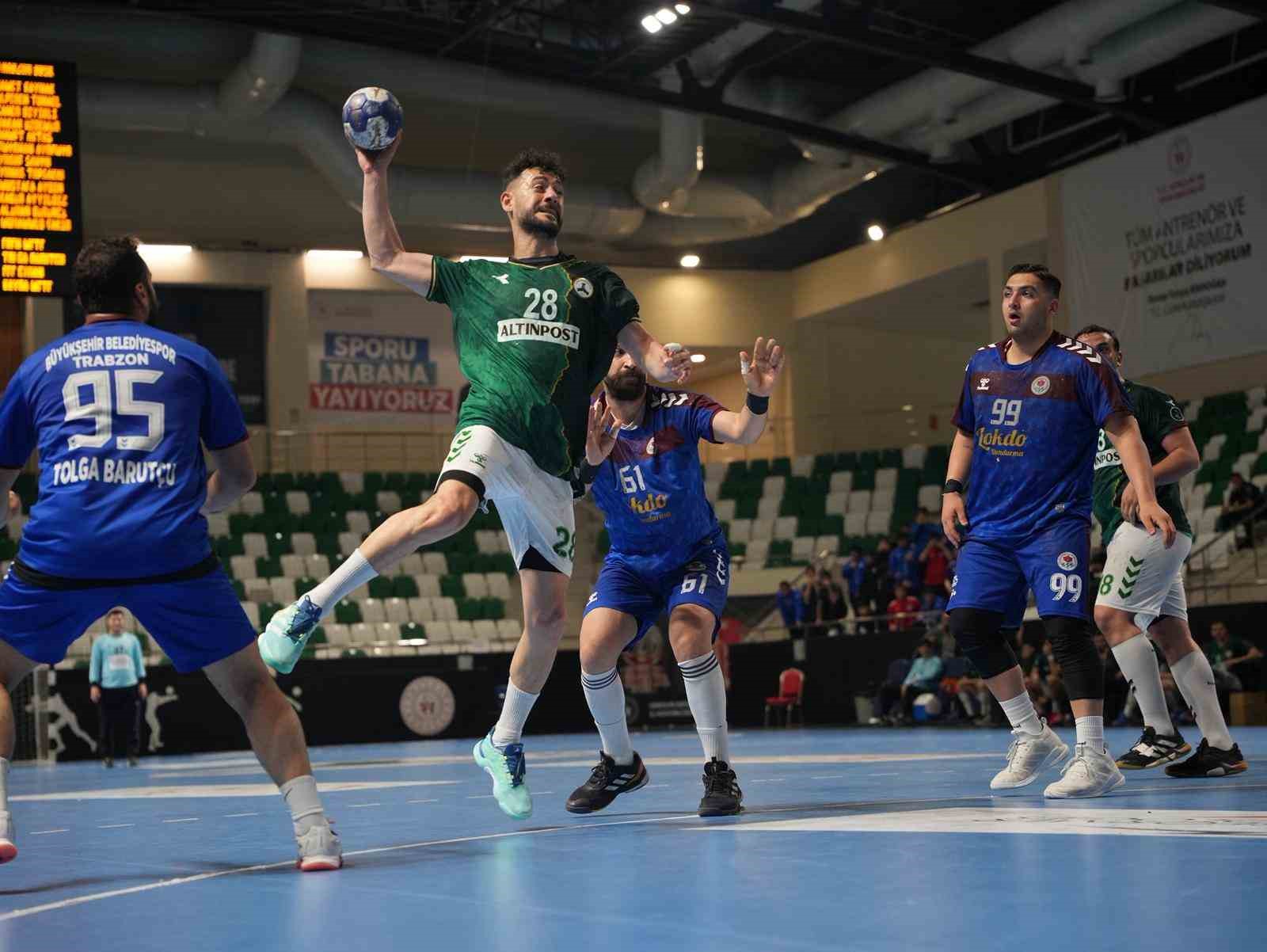 THF Erkekler Hentbol Süper Ligi: Giresunspor: 32 - Trabzon Büyükşehir Belediyesi: 32