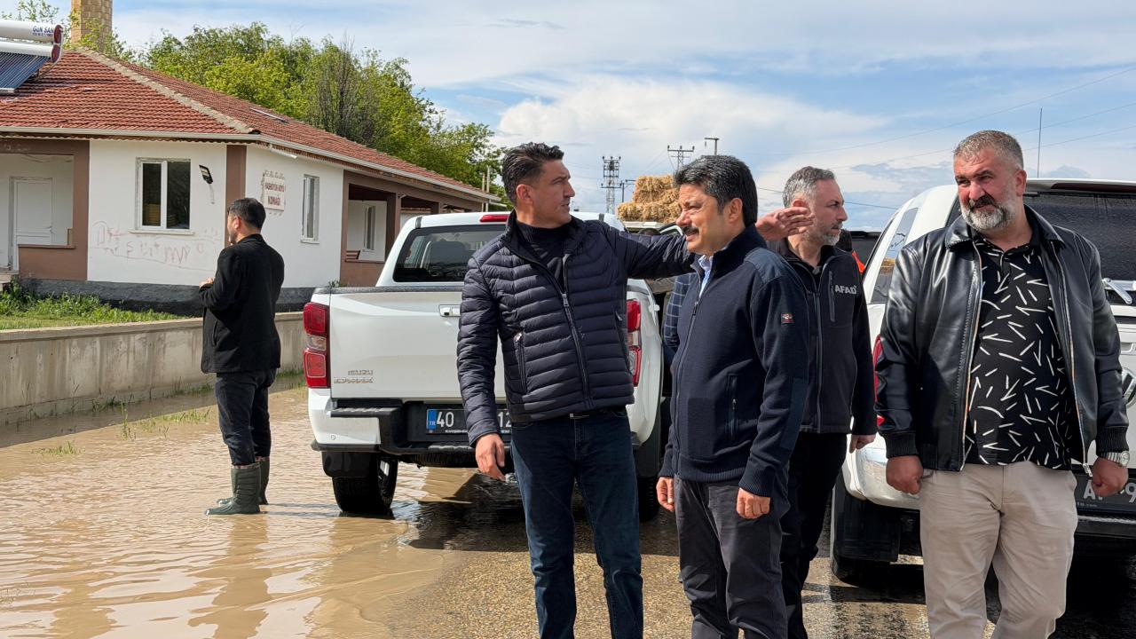 Kırşehir'de sel iki köyde hasara neden oldu