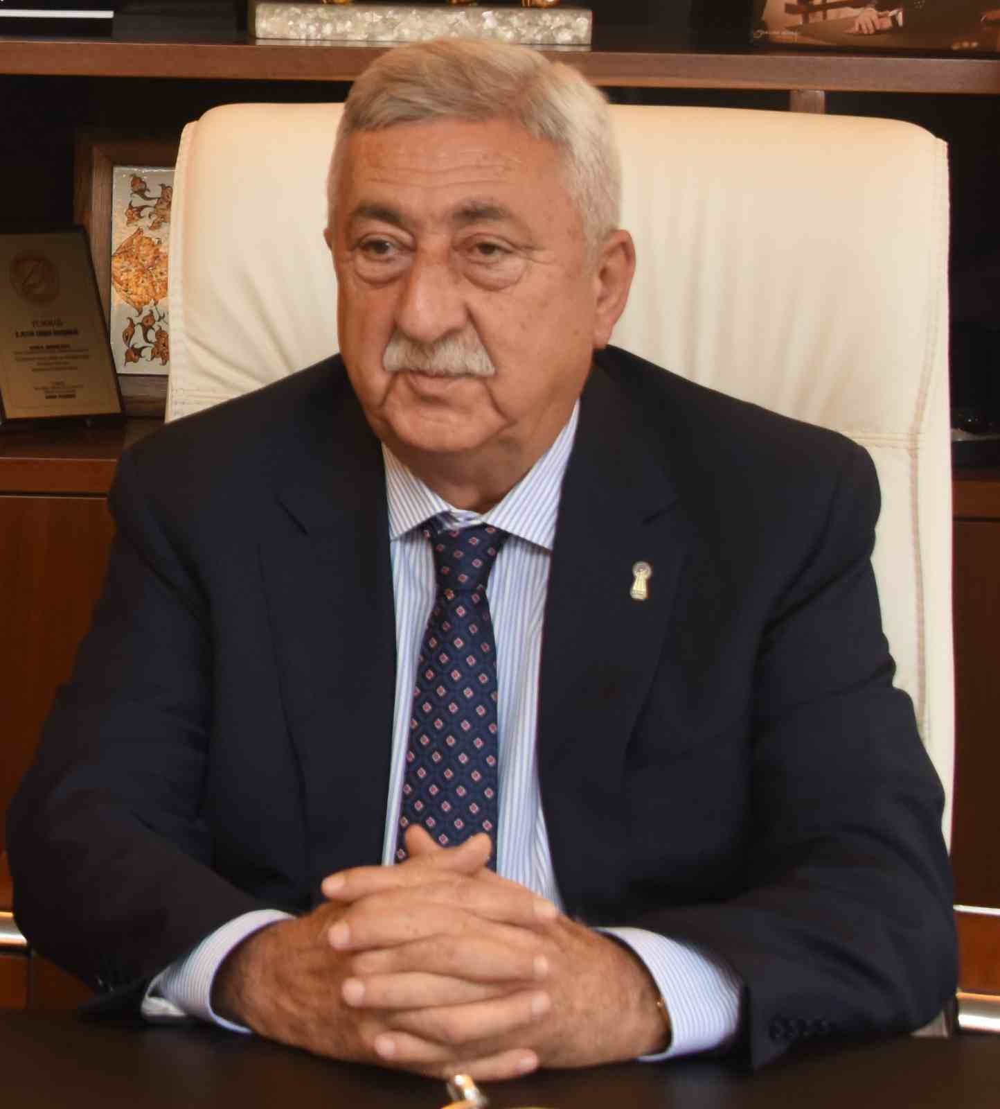 Palandöken: "Bayramın bereketi paylaşmayla artar"