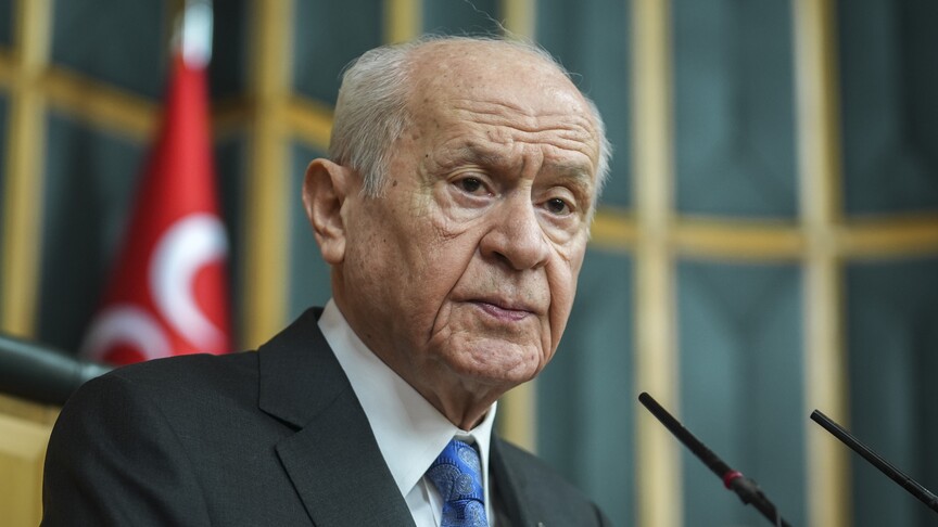 MHP Genel Başkanı Bahçeli, Süper Lig'e yükselen Arca Çorum FK'yi tebrik etti