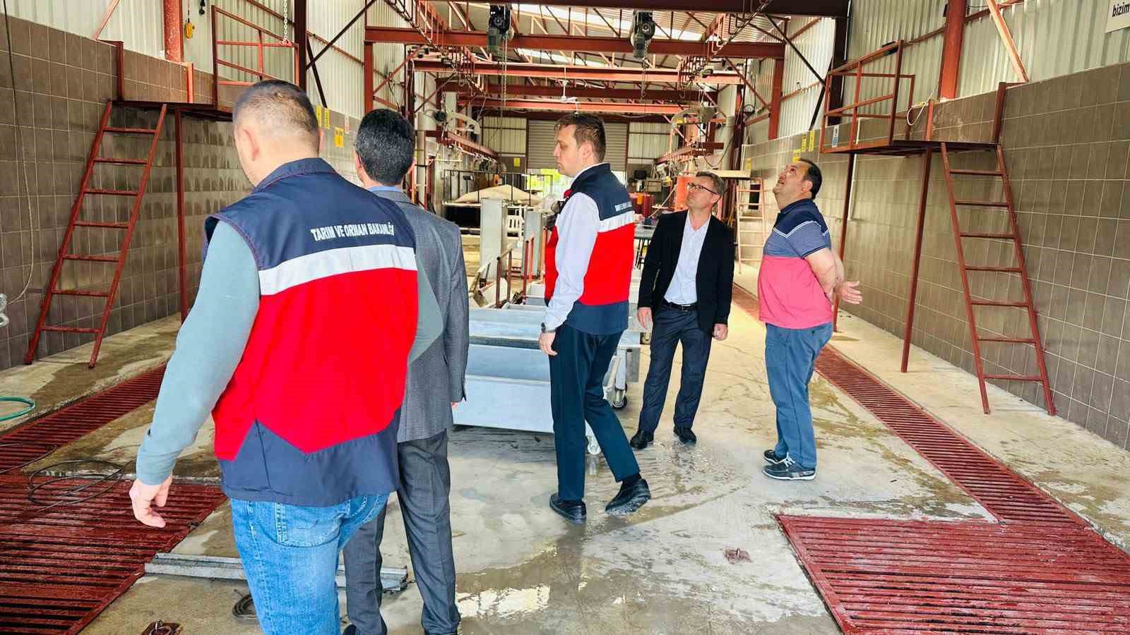 Gediz’de geçici kurban kesim yerlerinde denetim
