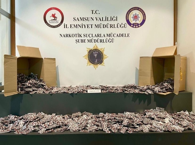 Zehir operasyonu: 24 bin 600 uyuşturucu hap ele geçirildi