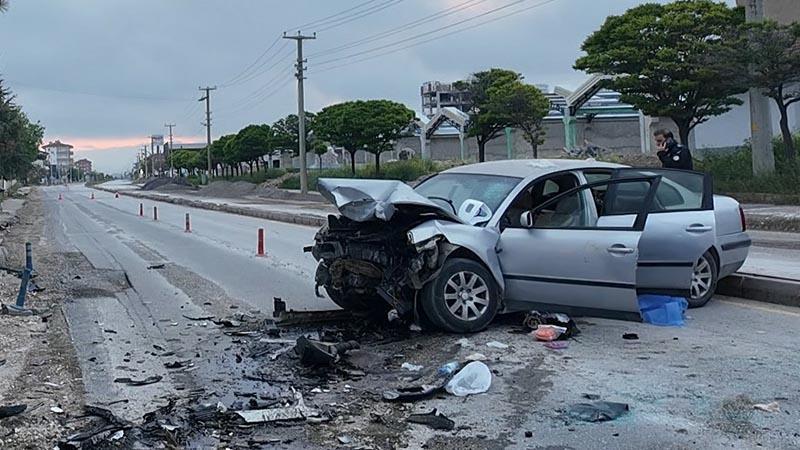 Niğde’de otomobiller çarpıştı: 2 ölü, 2 yaralıNiğde'de iki otomobilin çarpıştığı kazada 2 kişi öldü, 2 kişi de yaralandı.