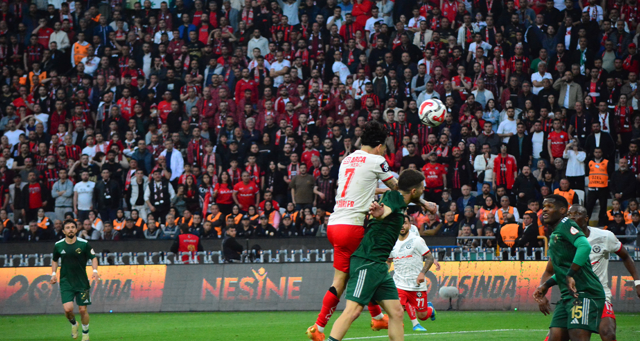 Çorum FK'dan tarihi başarı!