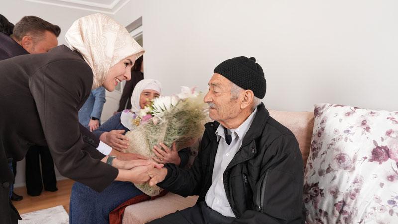 Bakan Göktaş'tan bayram ziyaretleri