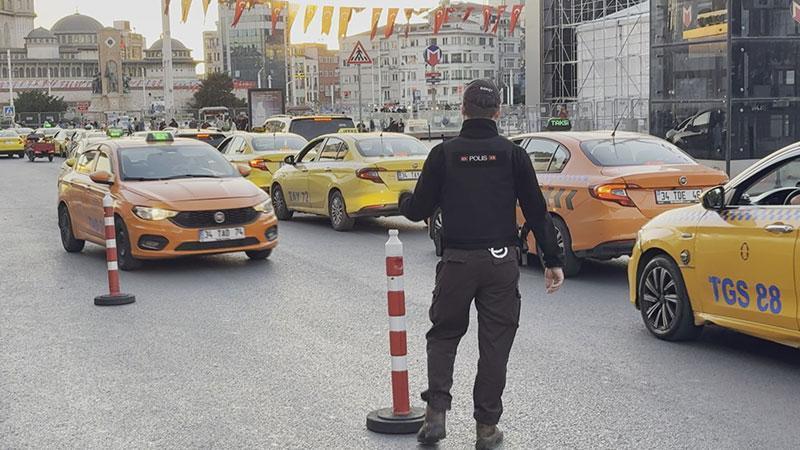 Taksim'de helikopter destekli 'Huzur İstanbul' denetimi